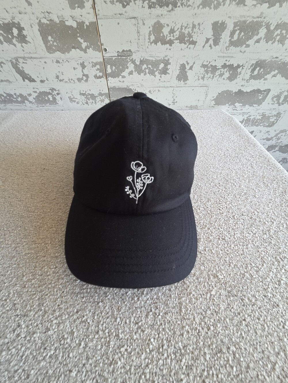 Tentree Wildflower Floral Embroidered Baseball Cap Black Adjustable Dad Hat